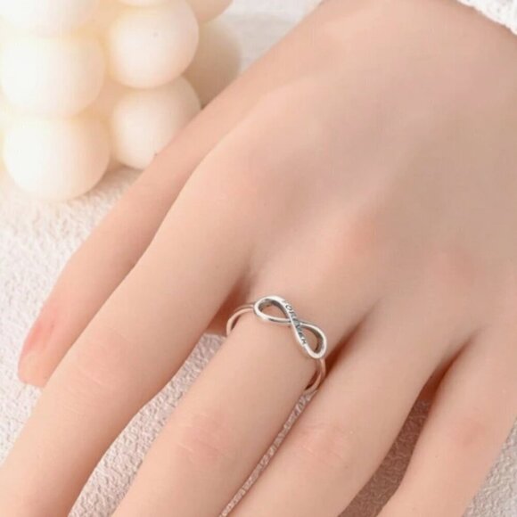 925 Silver Forever Infinity Ring - Picture 4 of 7
